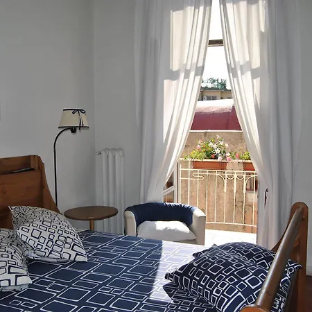 Couette-café Serenella