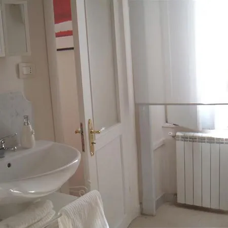 Serenella Bed & Breakfast Naples