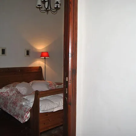 Serenella Nocleg ze śniadaniem 5*