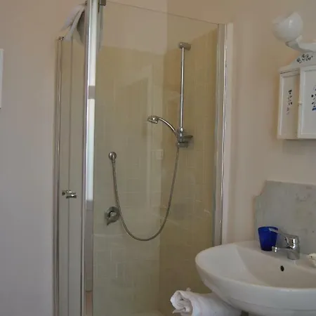 Serenella Nocleg ze śniadaniem Neapol