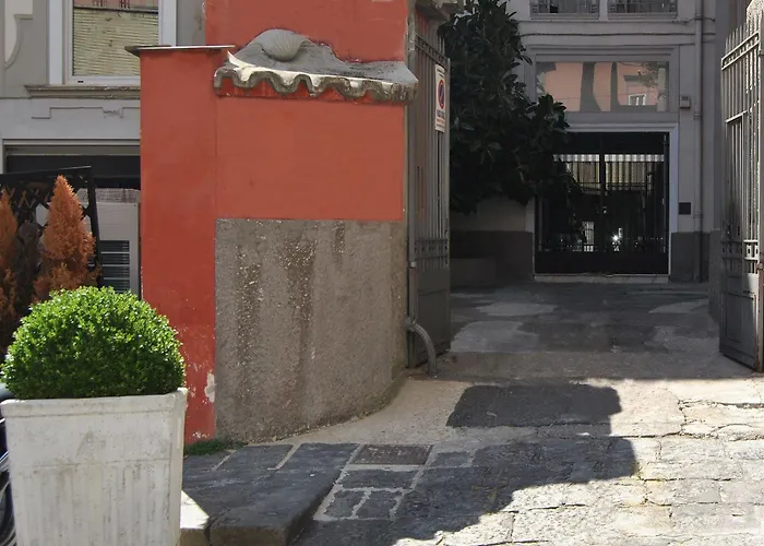 Serenella Νάπολη